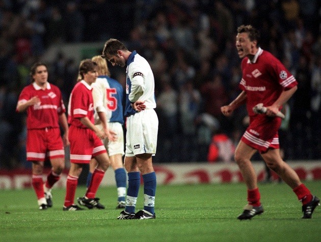 10 đội thắng 6 trận vòng bảng - Bóng Đá