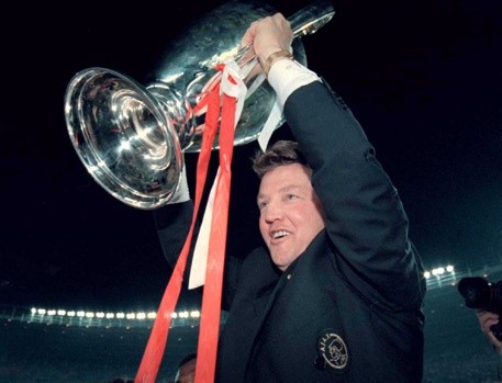 Thù hận giữa Johan Cruyff và Van Gaal - Bóng Đá