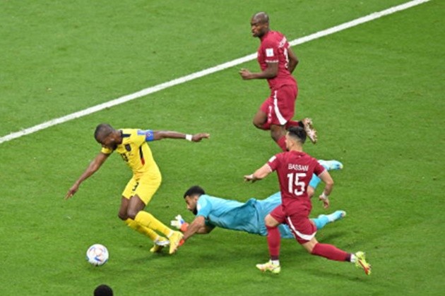 Sau trận Qatar - Bóng Đá