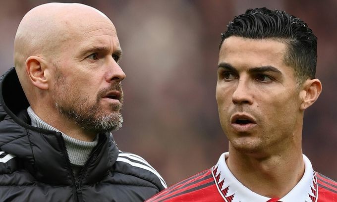 Jamie Carragher claims Erik ten Hag 