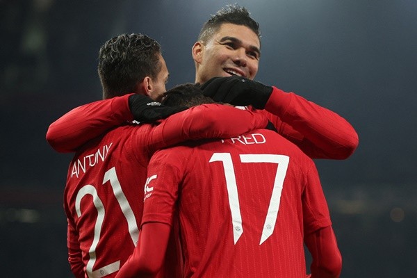 MU thắng Reading: Đẳng cấp Casemiro - Bóng Đá