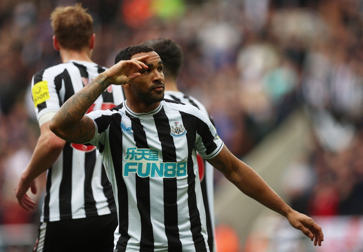 Dàn trụ cột giúp Newcastle tranh vé dự Champions League - Bóng Đá