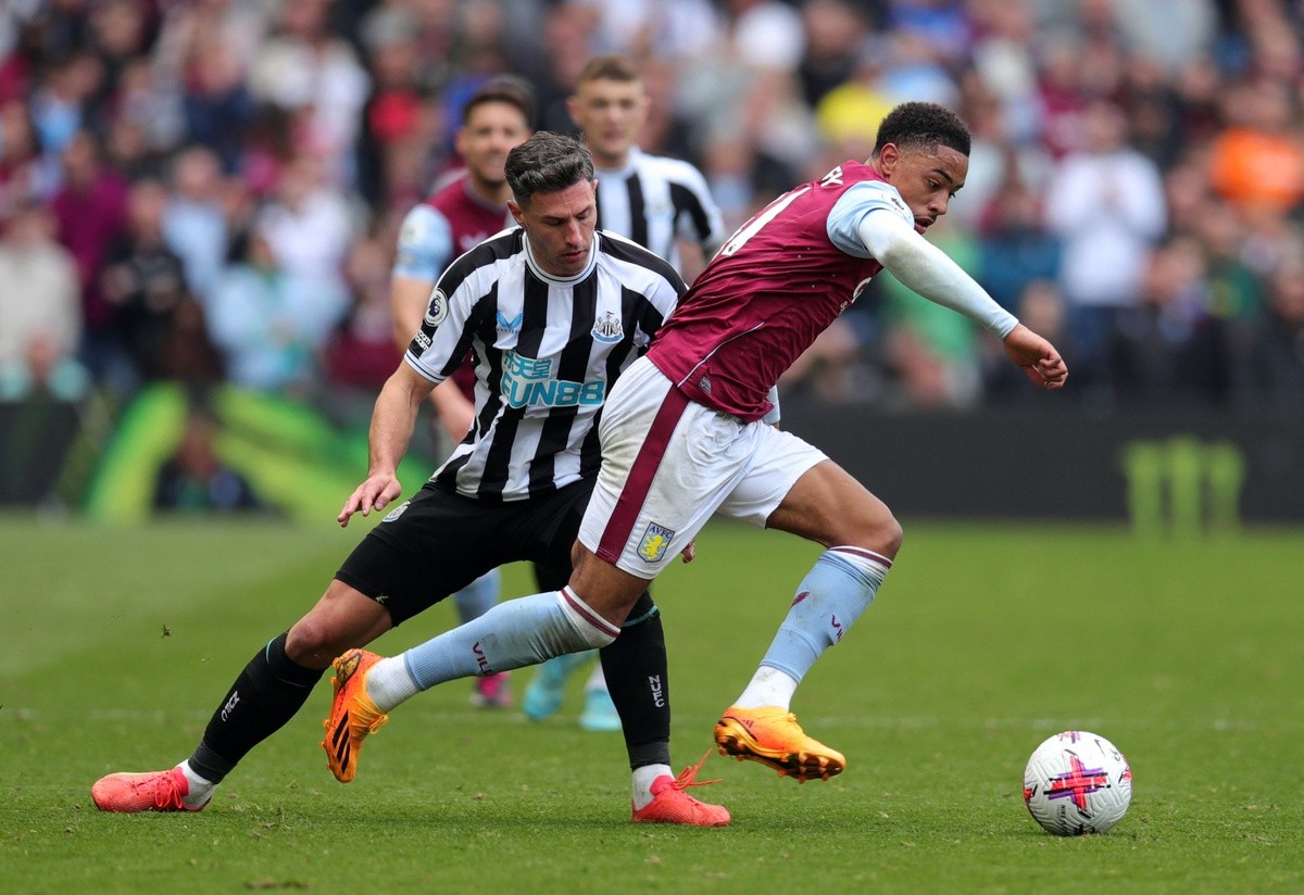 Dàn trụ cột giúp Newcastle tranh vé dự Champions League - Bóng Đá