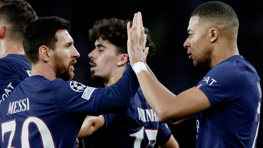Ảnh sau trận Real, PSG - Bóng Đá