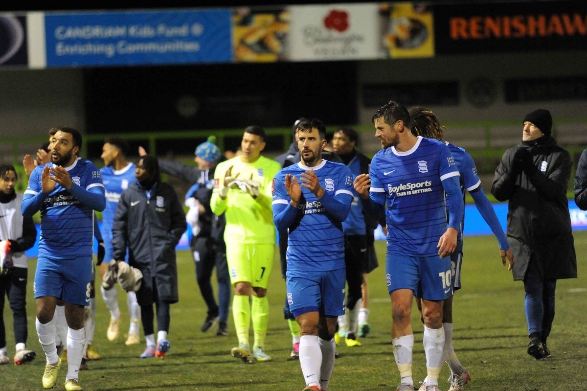 Thủ môn tuyển Philippines tỏa sáng ở FA Cup - Bóng Đá