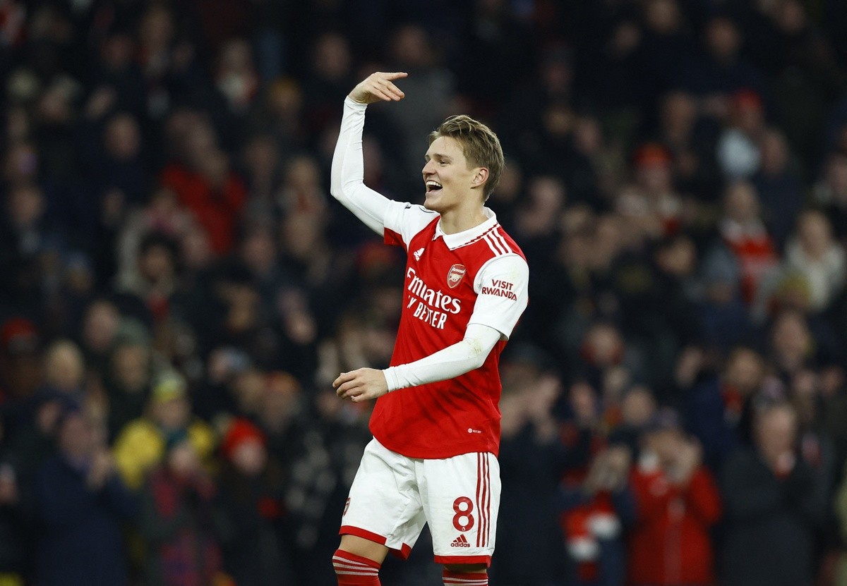 Odegaard góp mặt trong top 5 chân chuyền hay nhất châu Âu - Bóng Đá