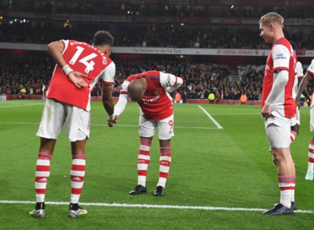 Mikel Arteta issues Kieran Tierney, Alexandre Lacazette and Pierre-Emerick Aubameyang updates - Bóng Đá