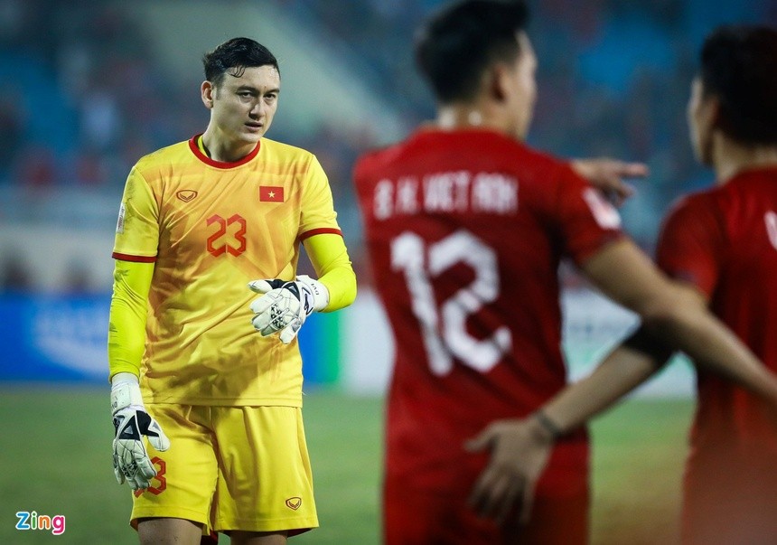 Văn Lâm đổi màu áo ở chung kết lượt về AFF Cup - Bóng Đá