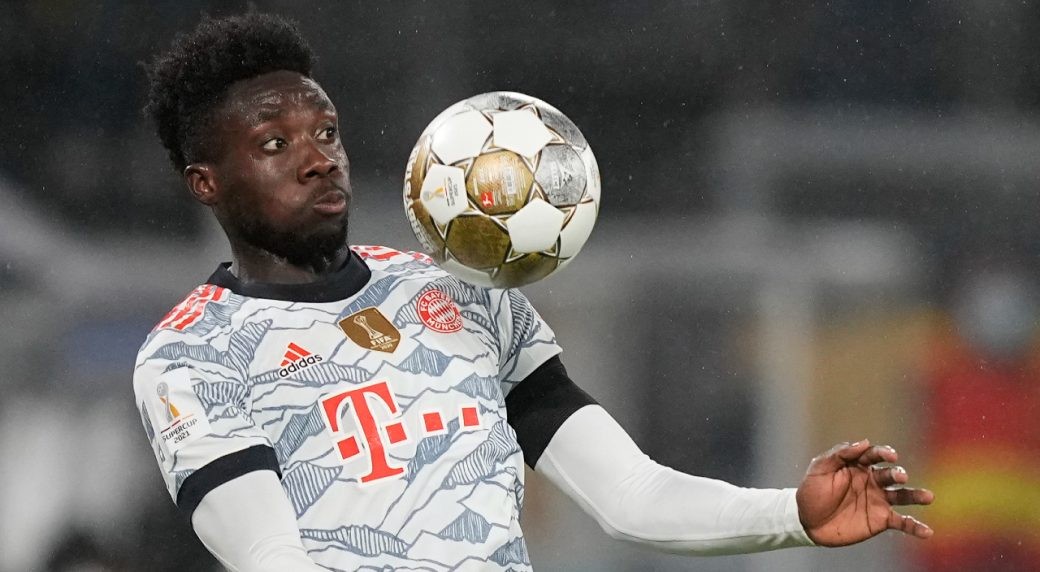  Manchester City and Chelsea are considering moves for Davies - Bóng Đá