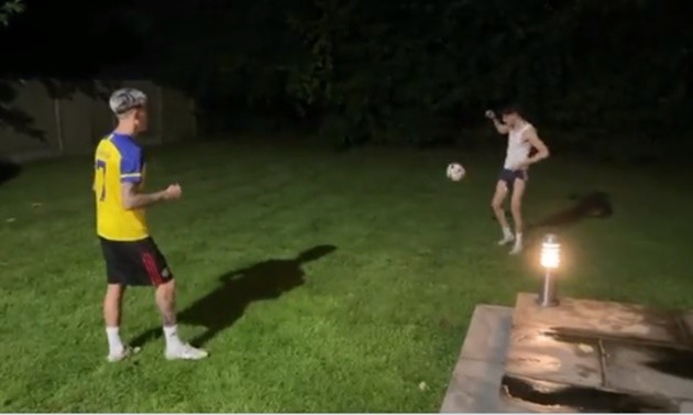Alejandro Garnacho spotted wearing Cristiano Ronaldo's Al-Nassr shirt - Bóng Đá