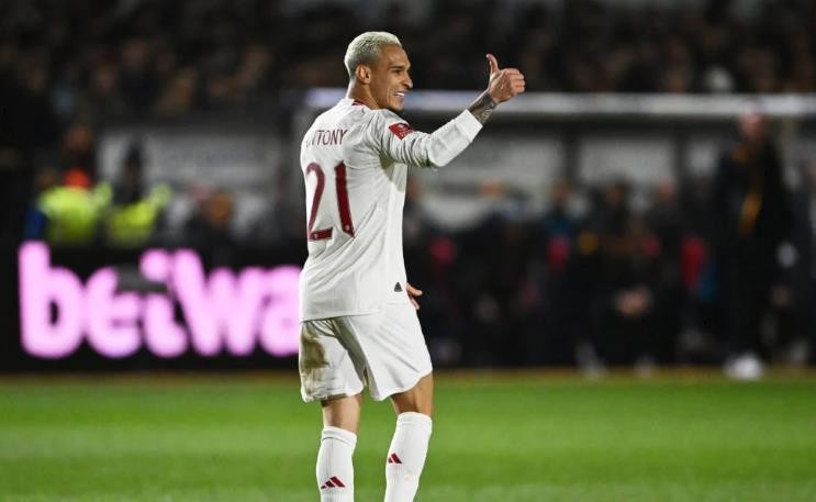Erik ten Hag gives clear verdict on Antony performance for Manchester United v Newport County - Bóng Đá