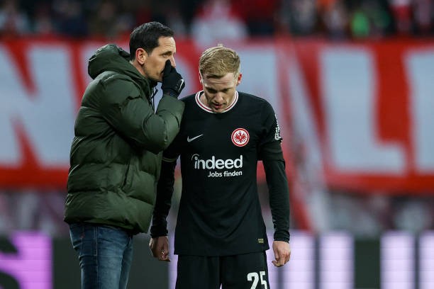 Donny van de Beek continues to make little to no impression in Germany - Bóng Đá