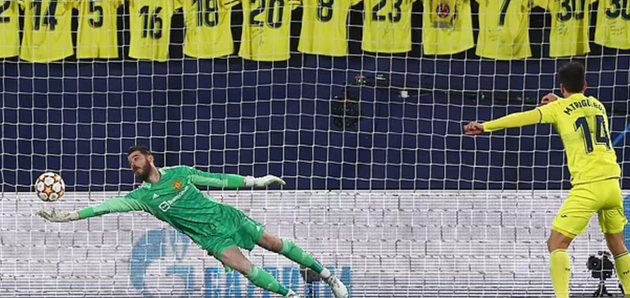 'Absolute MONSTER': David De Gea pulls off spectacular stop in an unbreakable performance as Owen Hargreaves - Bóng Đá