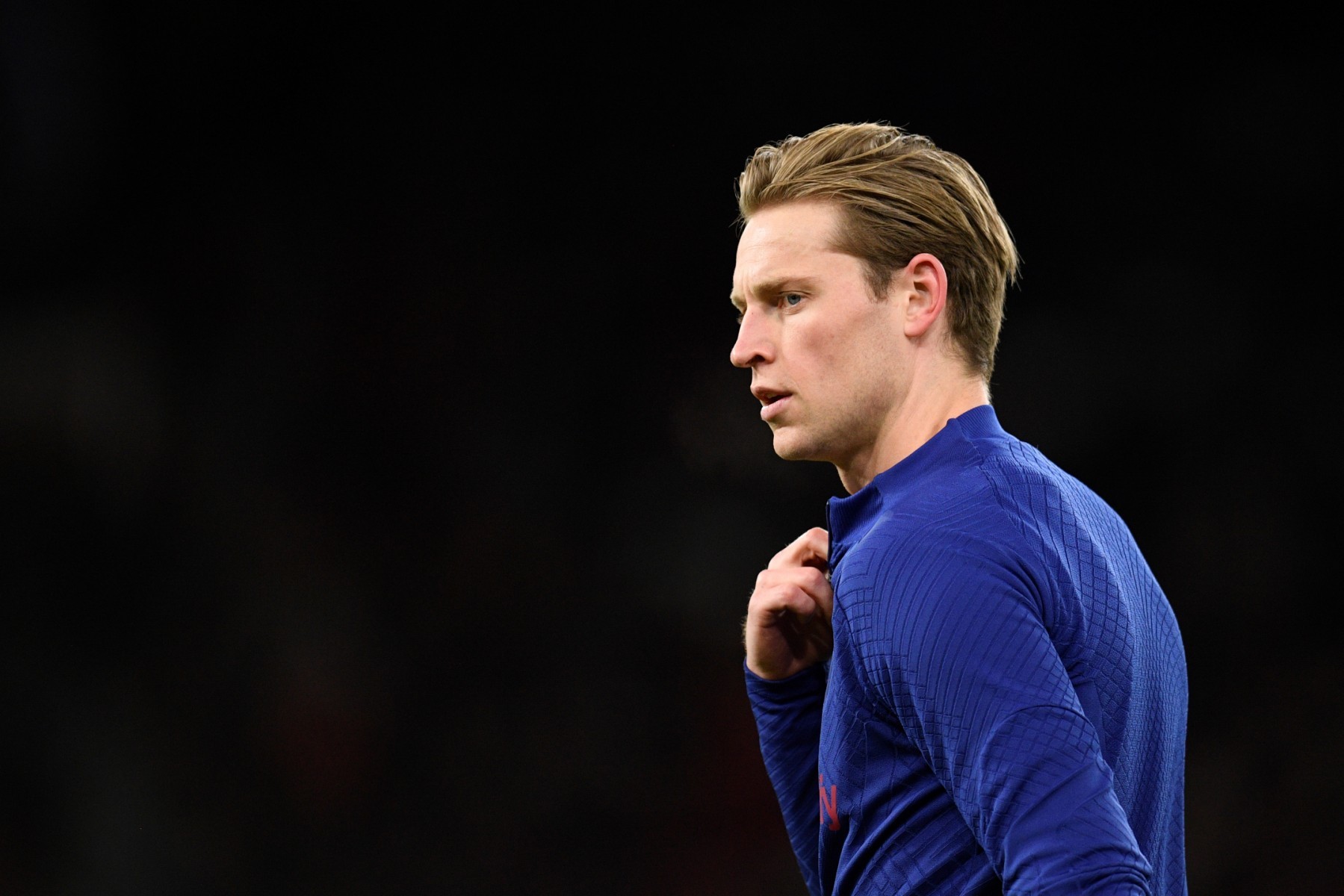 Frenkie de Jong cuối cùng cũng đặt chân tới Manchester? - Bóng Đá