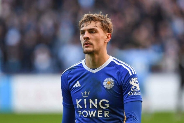 ARSENAL ADMIRE LEICESTER CITY MIDFIELDER KIERNAN DEWSBURY-HALL - Bóng Đá