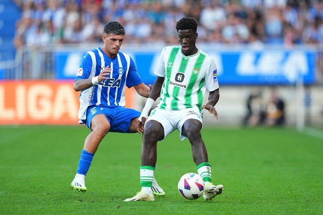 Man Utd enter race to sign Spanish wonderkid Assane Diao from Real Betis - Bóng Đá