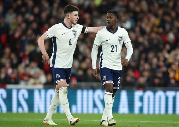 Có khi nào Gallagher mất suất dự EURO 2024 vào tay Mainoo? - Bóng Đá