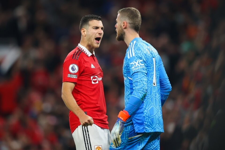 Tiên tri của Mourinho quá đúng, Dalot chơi cực 