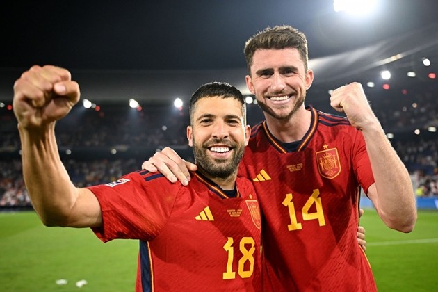 Vì EURO 2024, cựu sao Barca từ bỏ lời hẹn với Messi? - Bóng Đá