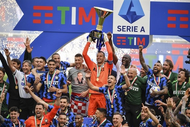 Lần cuối dành cho một huyền thoại - Bóng Đá