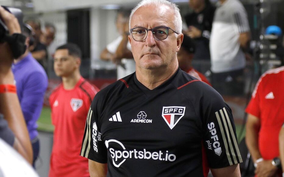 Brazil bổ nhiệm HLV mới sau khi 'vồ' hụt Ancetlotti - Bóng Đá