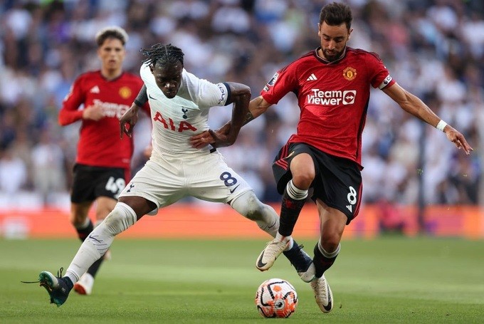 Thương vụ chuyển nhượng khó hiểu nhất của Man Utd  - Bóng Đá