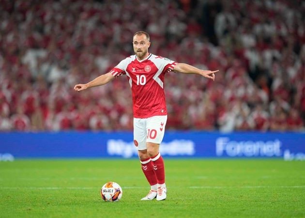 Eriksen trình diễn điểm 10, Ten Hag có thể bớt lo về Amrabat - Bóng Đá