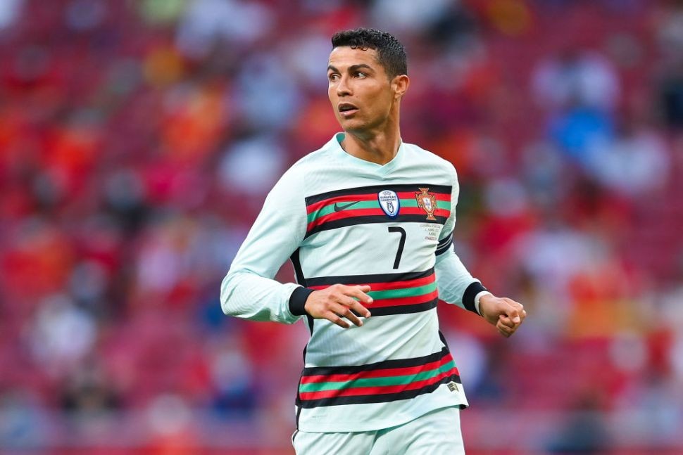 8 đội tuyển lớn có nguy cơ vắng mặt ở World Cup 2022: BĐN & đối thủ của Việt Nam - Bóng Đá