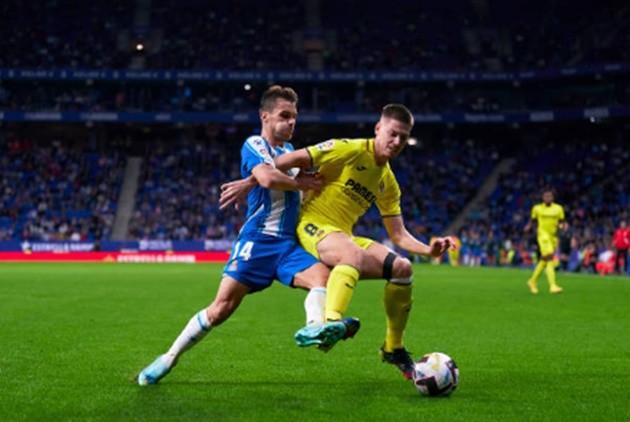 Barca trinh sát 2 hậu vệ La Liga - Bóng Đá