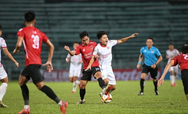 Sau trận Long An  - Bóng Đá