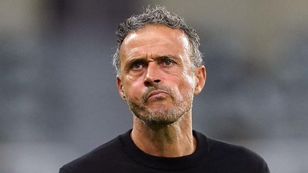 On Sunday, SPORT’s Jordi Gil reported that Enrique is the coach that Barcelona players would most like as Xavi’s replacement  - Bóng Đá