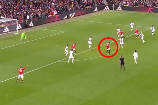 Pha ban bật đẹp mắt của Man Utd - Bóng Đá