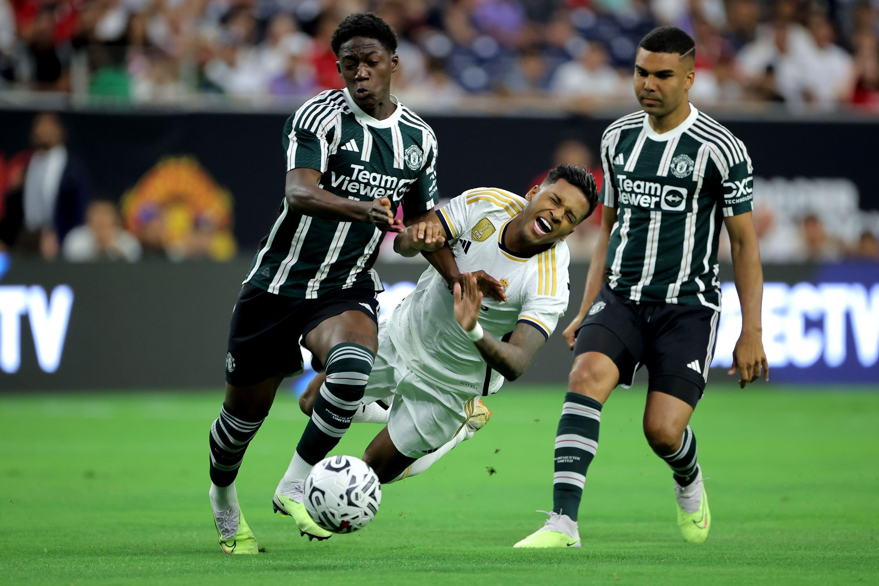 Bom tấn từ Real suýt phá hỏng sự nghiệp Mainoo ở M.U - Bóng Đá