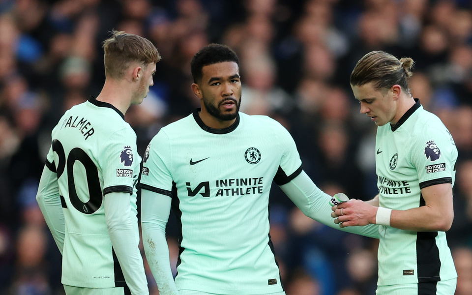Chelsea lao dốc bởi James và Chilwell  - Bóng Đá