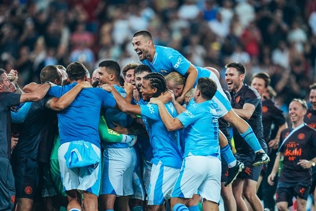 Luân lưu cân não, Man City lên ngôi vô địch Siêu cúp - Bóng Đá