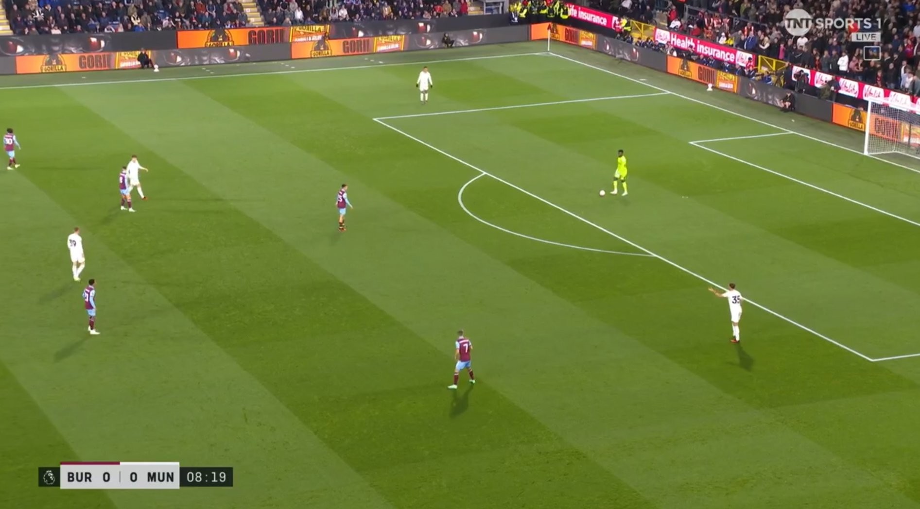 Hạ Burnley, Man Utd đã phát hiện ra sai lầm chuyển nhượng - Bóng Đá