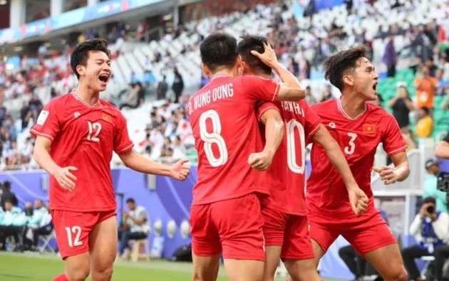 Thất bại là do cầu thủ, không phải lỗi HLV Troussier? - Bóng Đá