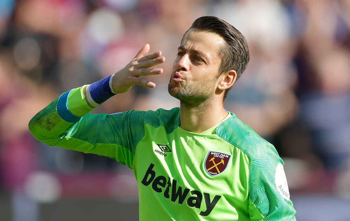 Đây! 12 cầu thủ đá trọn từng phút tại Premier League 2018/19 - Bóng Đá