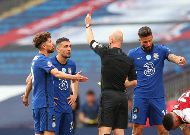John Terry furious with Anthony Taylor refereeing performance in Chelsea’s FA Cup final defeat against Arsenal - Bóng Đá