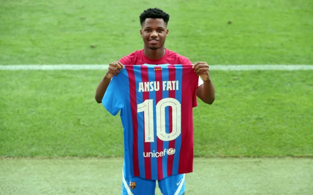 Đội hình miễn phí cực chất Hè 2022: Mbappe, Pogba và Dybala - Bóng Đá