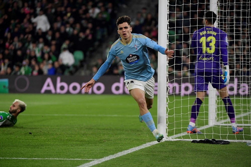 Arsenal told of €40m release clause for 21yo Veiga - Bóng Đá