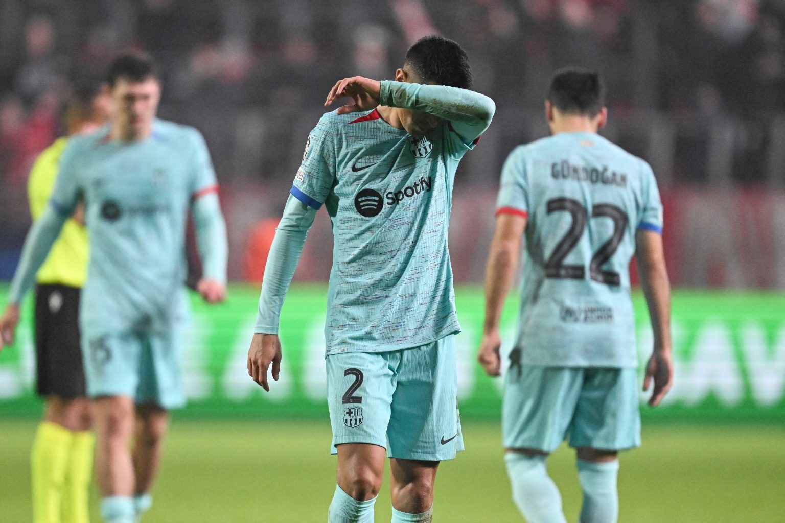 Viện binh cực chất xuất hiện trên sân tập Chelsea  - Bóng Đá