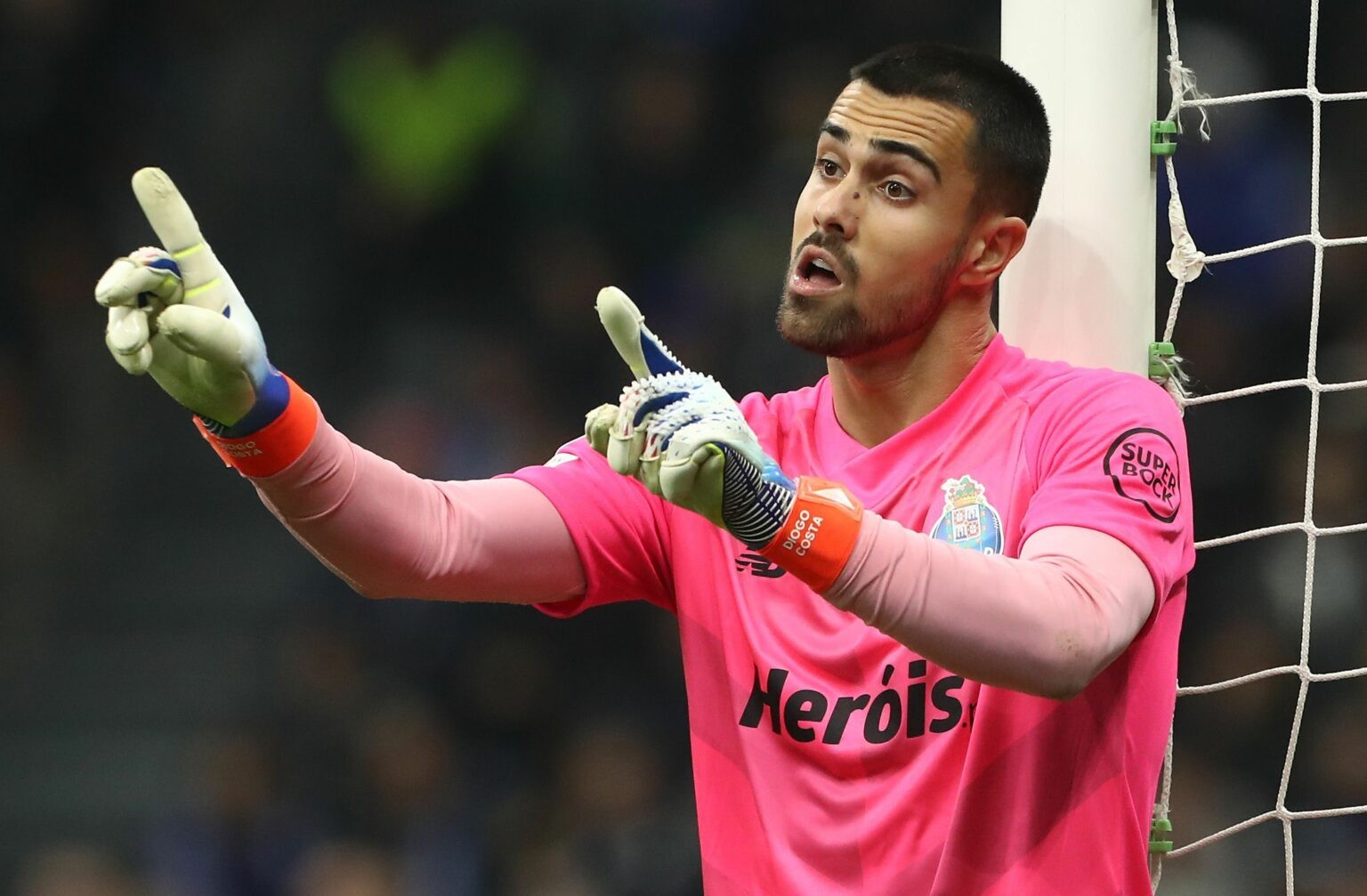 Fabrizio Romano: Man Utd have been watching Porto goalkeeper Diogo Costa for months - Bóng Đá