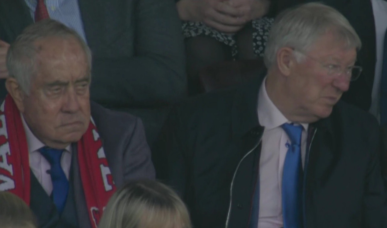 Sir Alex + Ronaldo phản ứng - Bóng Đá