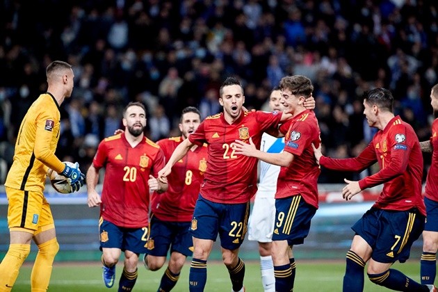 Luis Enrique confirmed that Gavi, who came off mid-way through the second half after a blow to the face, was fine. “He’s a beast