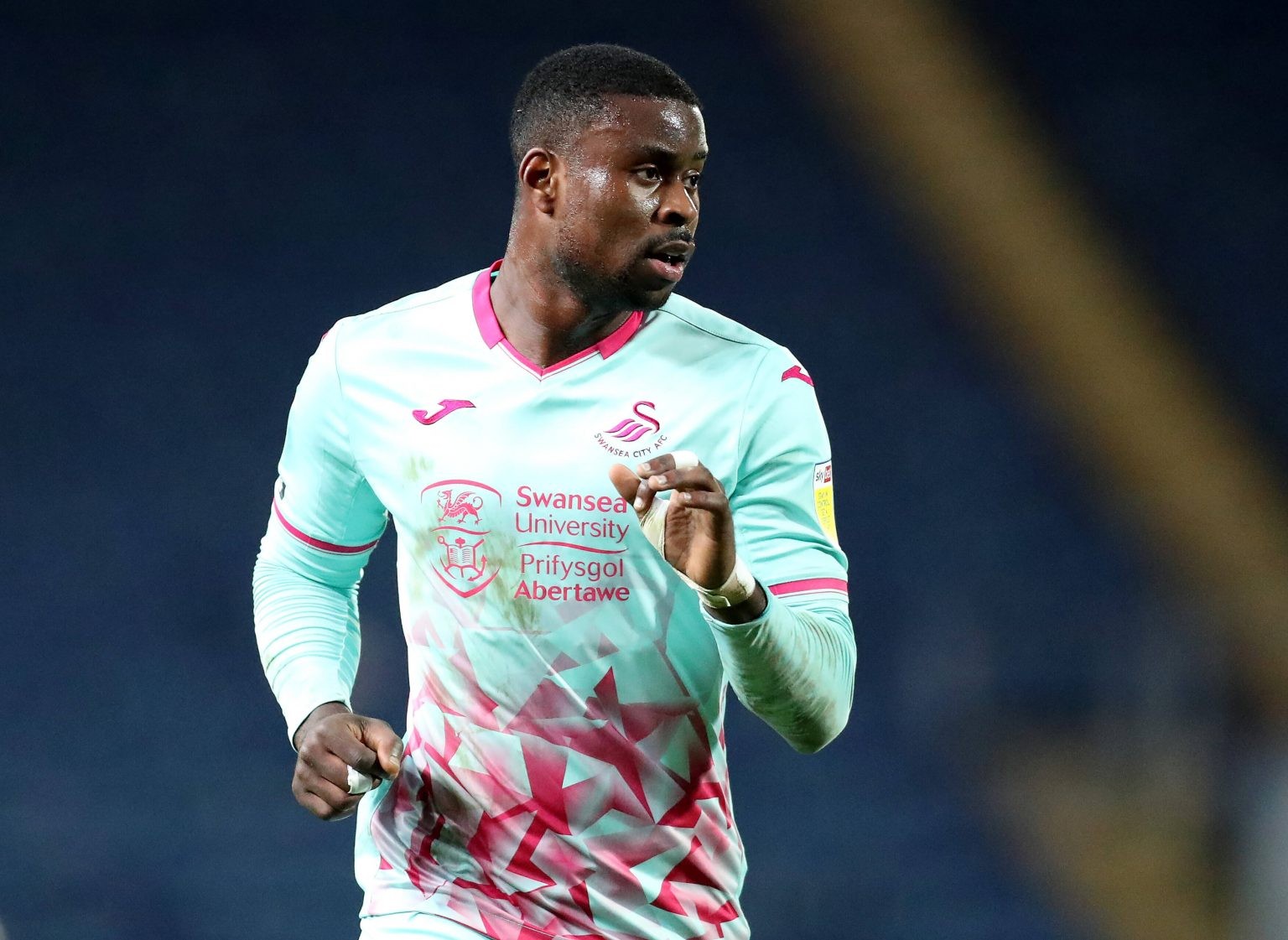 Liverpool nhắm chiêu mộ người cũ Chelsea - Bóng Đá