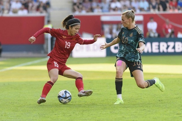 Nhân tố Việt kiều được Barcelona chú ý; CLB châu Âu xúc tiến thương vụ Thanh Nhã - Bóng Đá