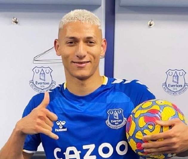 EVERTON STAR POSTS TWO-WORD JOKE ON TWITTER AFTER BEATING ARSENAL - Bóng Đá
