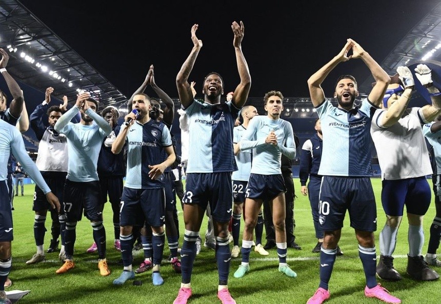 Ngày điên rồ của bóng đá Pháp - Bóng Đá