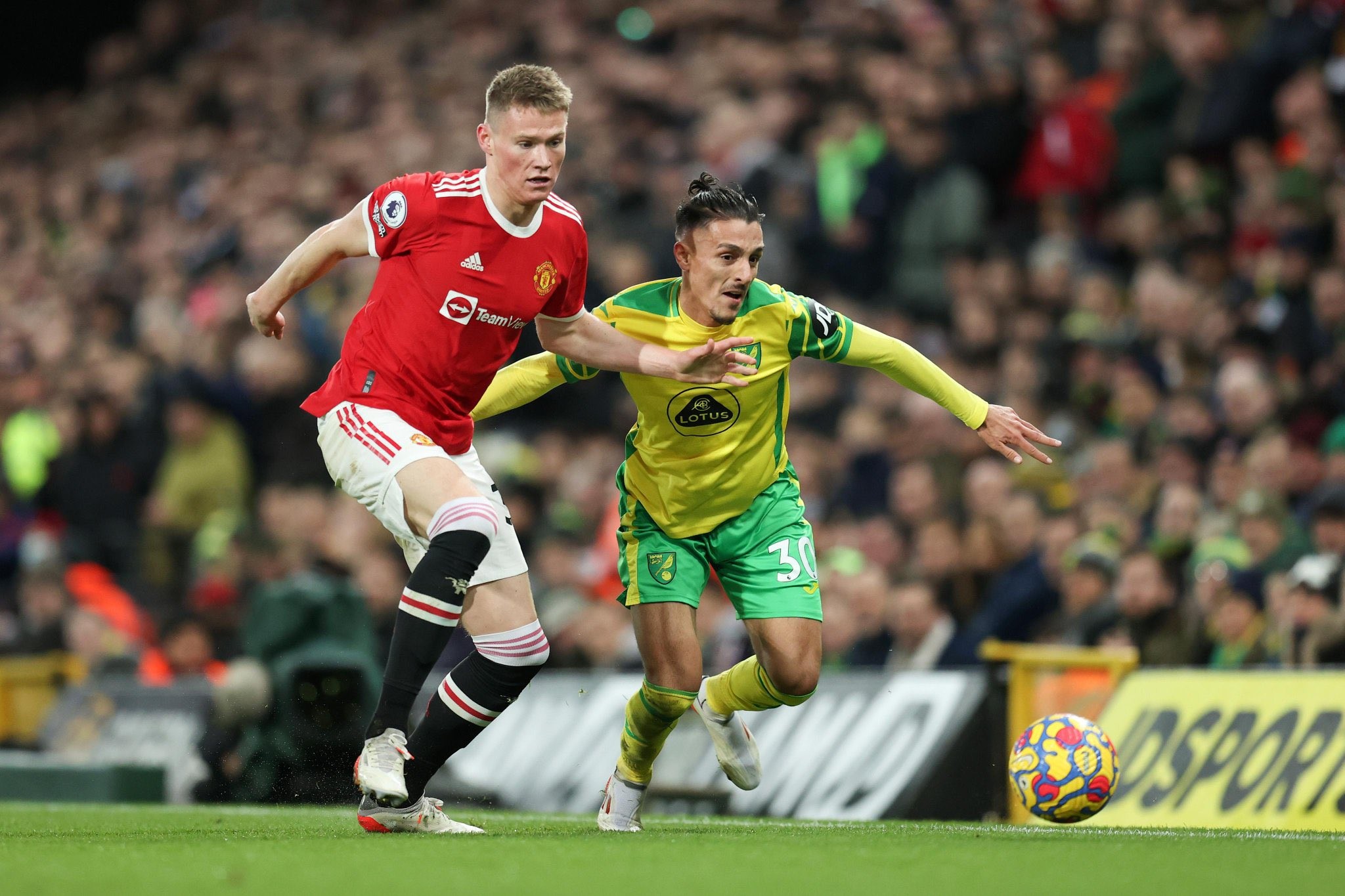 Với Rangnick, Man Utd xuất hiện 2 máy chạy không thể thay thế - Bóng Đá